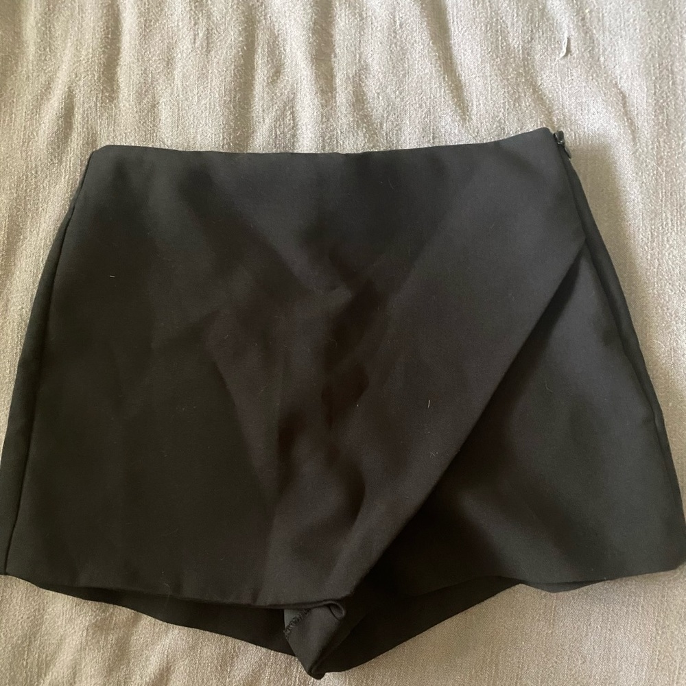 Zara skort